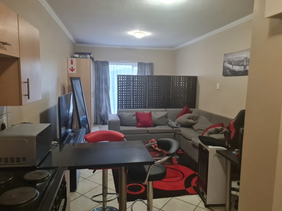 1 Bedroom Property for Sale in Vredenhof Sh Free State